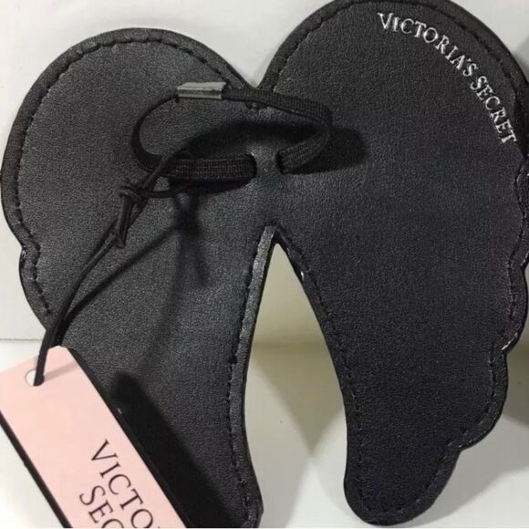 New Victoria’s Secret Hair Tie bling Angel wings - Picture 3 of 6